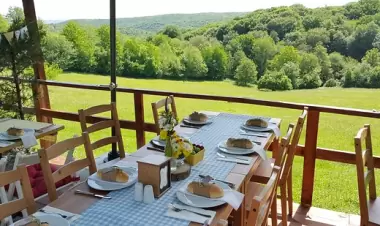 Полонезской