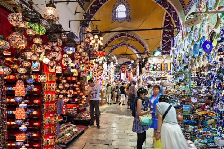 Antiques and Souvenirs